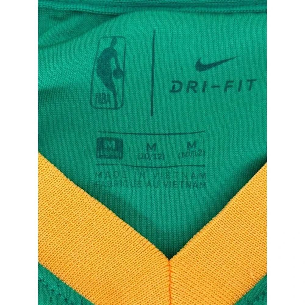 Nike Donovan Mitchell #45 Basketball Jersey Youth Medium Green NBA Dri-FIT